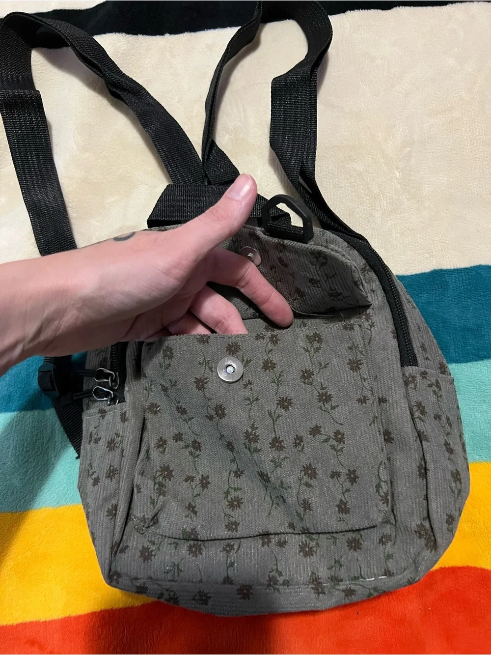 Small Floral Backpack ✨NWOT ✨